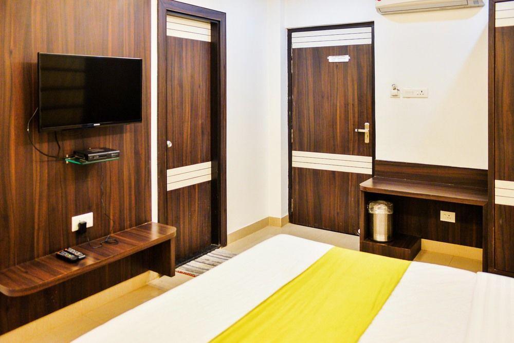 Hotel Janki International By Keymagics Bénarès Extérieur photo