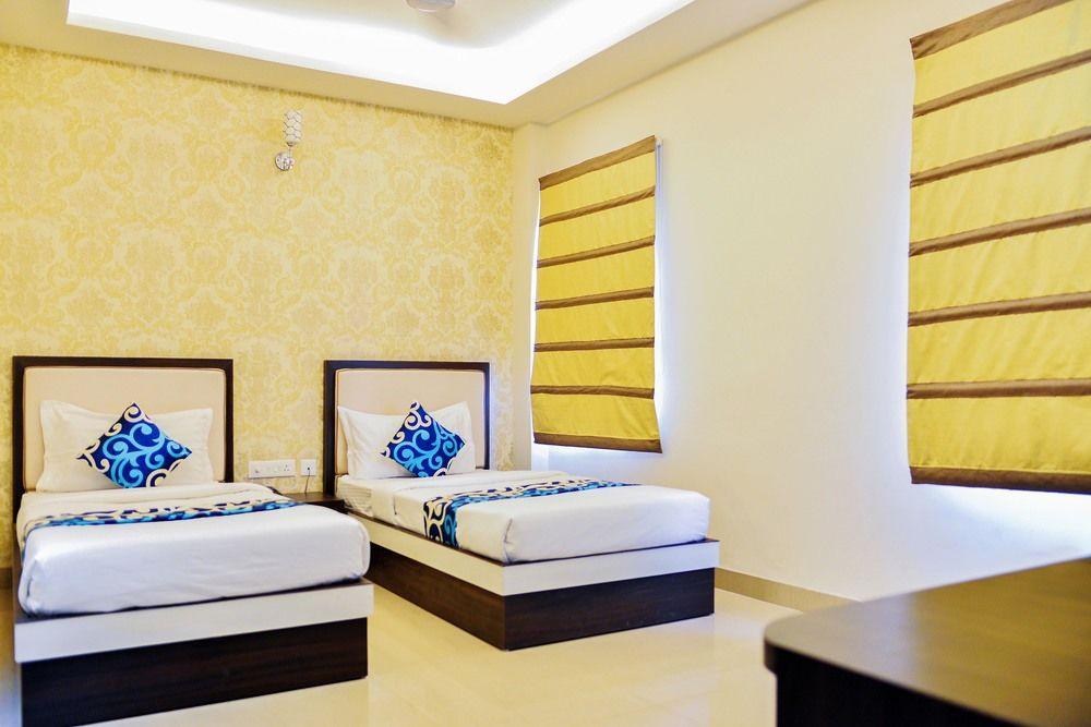 Hotel Janki International By Keymagics Bénarès Extérieur photo