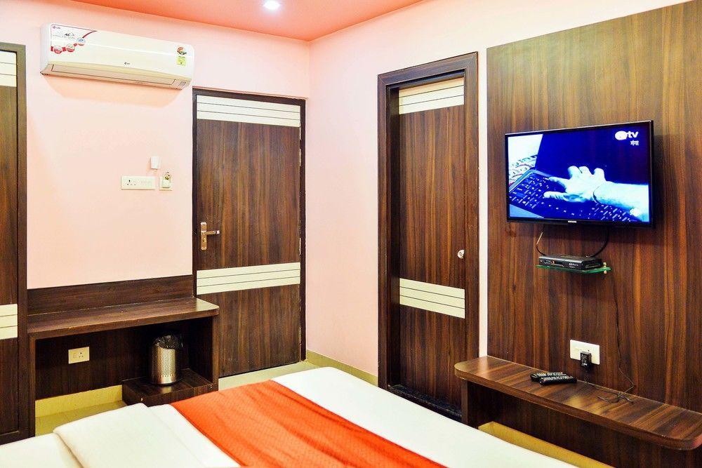 Hotel Janki International By Keymagics Bénarès Extérieur photo